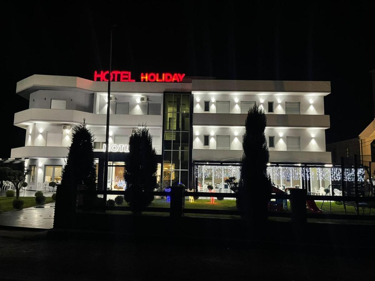 Hotel Holiday Koplik Εξωτερικό φωτογραφία